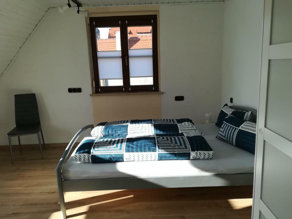 Die Galerie - Ferienwohnung Merkendorf  エクステリア 写真